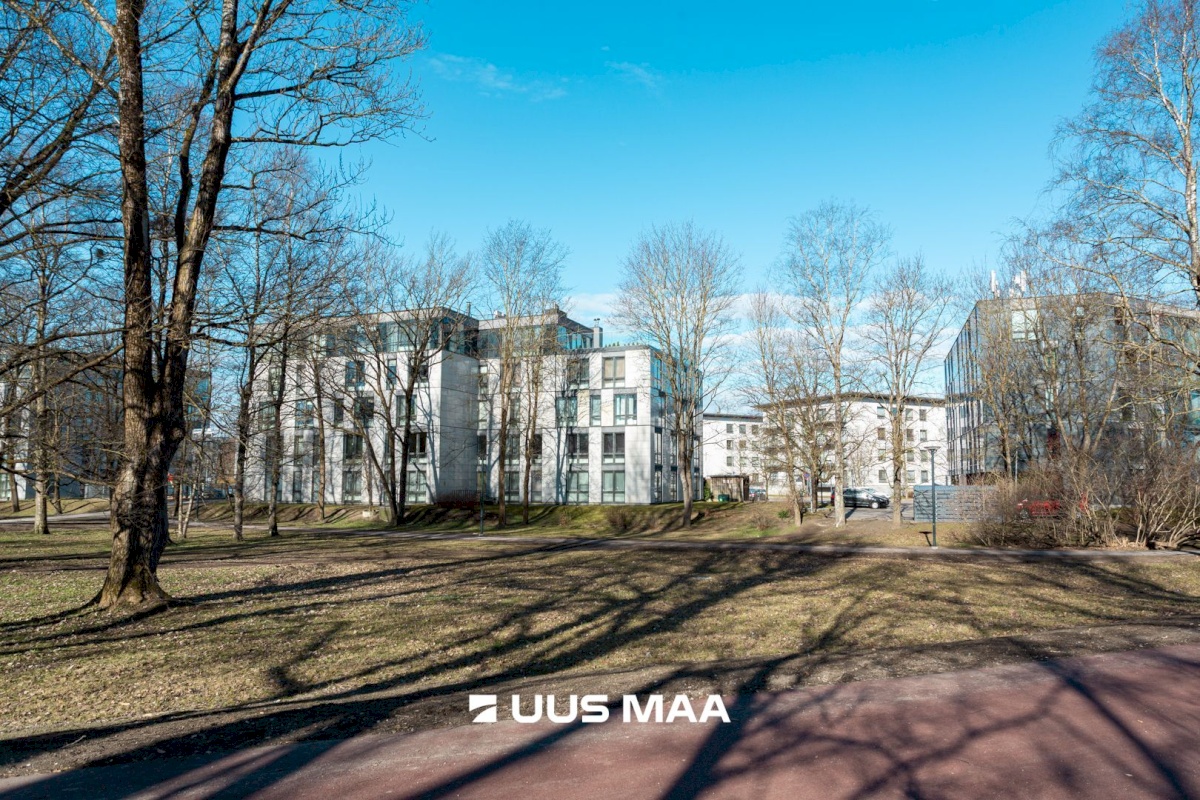 Tallinn, Kesklinna linnaosa, Kadriorg, Liivaoja 4b