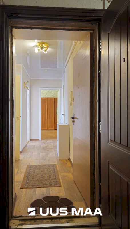 Kohtla-Järve linn, Järve linnaosa, Sinivoore 11