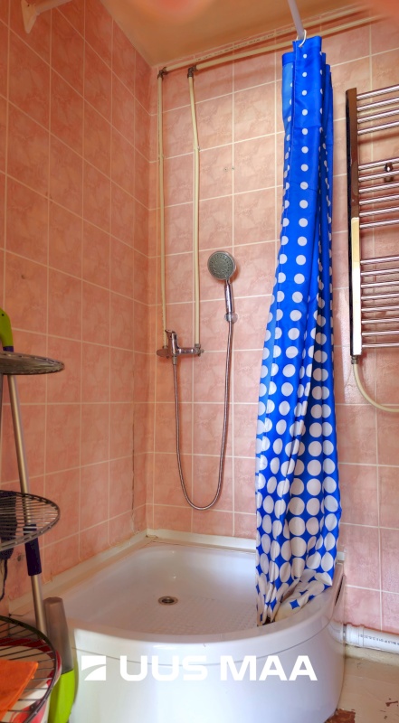 Kohtla-Järve linn, Järve linnaosa, Sinivoore 11