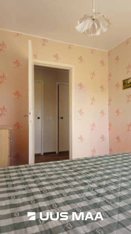 Kohtla-Järve linn, Järve linnaosa, Sinivoore 11