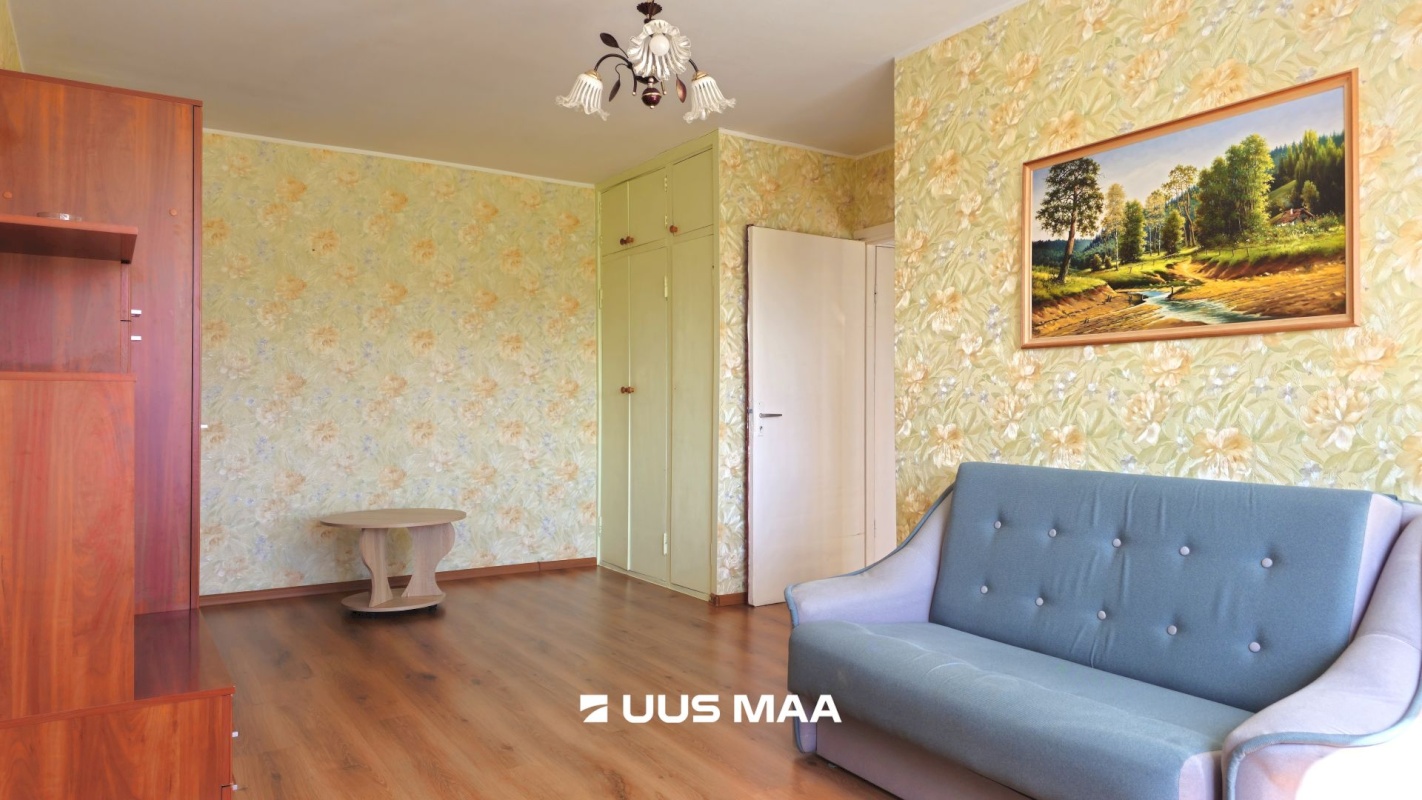 Kohtla-Järve linn, Järve linnaosa, Sinivoore 11