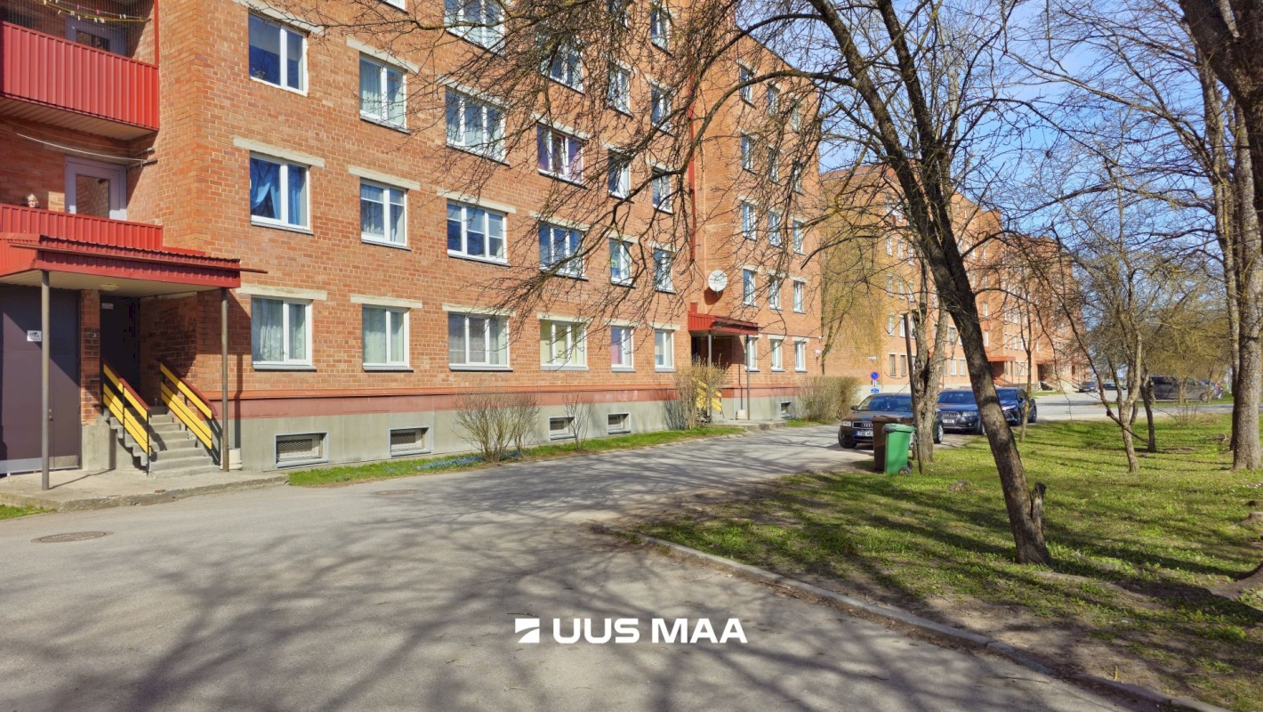 Kohtla-Järve linn, Järve linnaosa, Sinivoore 11