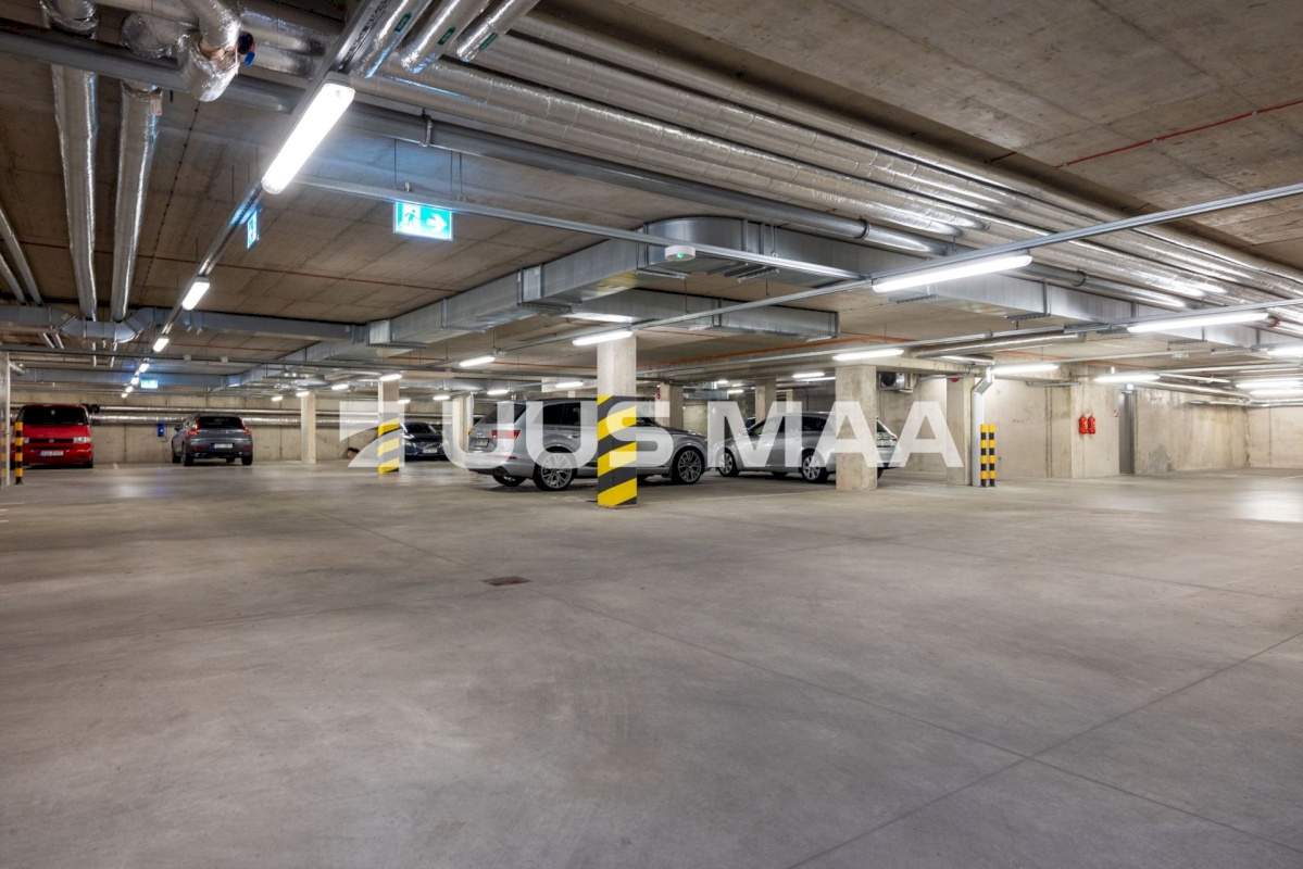 Tallinn, Kesklinna linnaosa, Torupilli, C. R. Jakobsoni 7