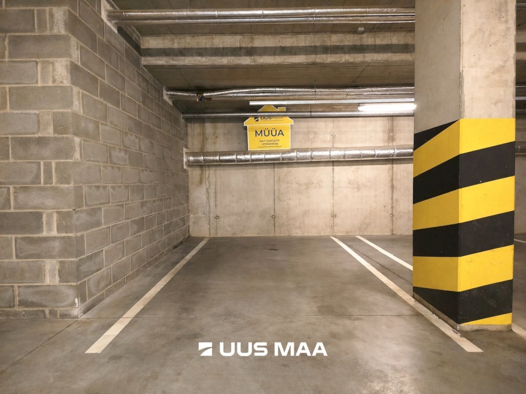 Tallinn, Kesklinna linnaosa, Torupilli, C. R. Jakobsoni 7