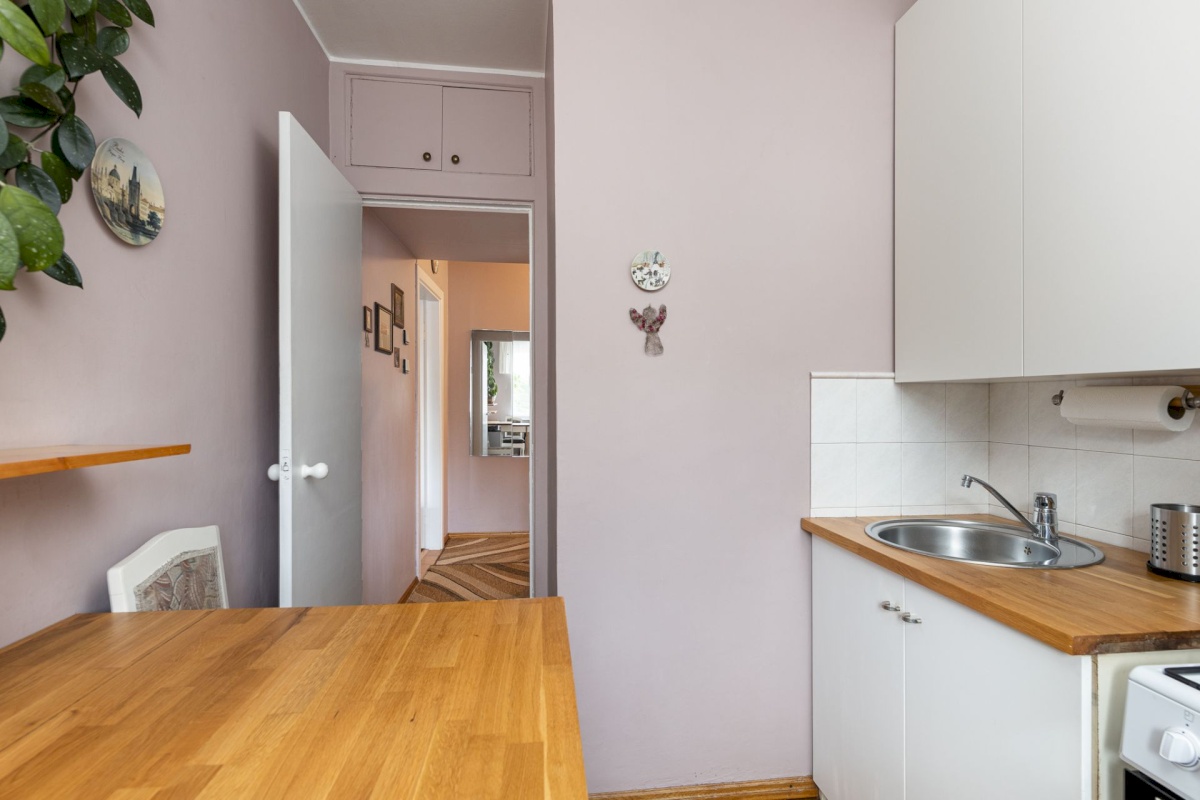 Tallinn, Mustamäe linnaosa, Mustamäe, Kuklase 6