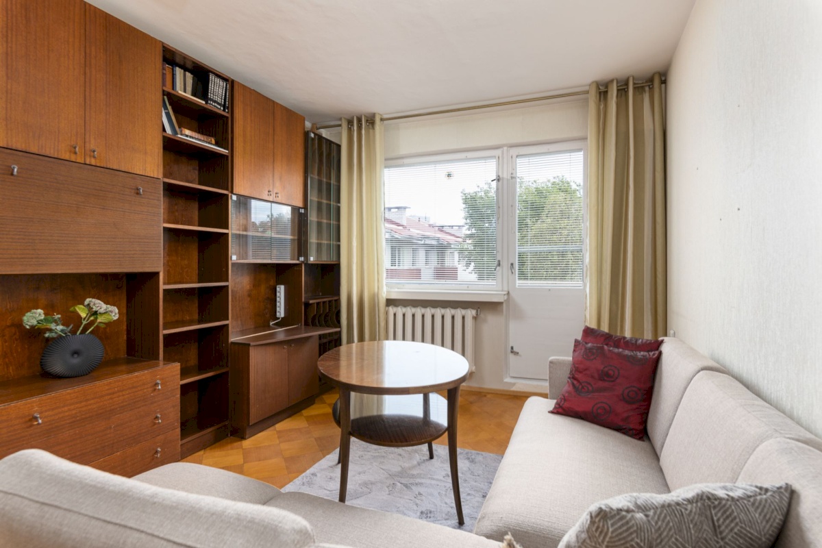 Tallinn, Mustamäe linnaosa, Mustamäe, Kuklase 6