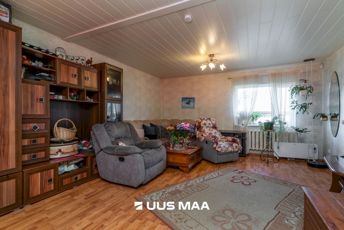 Põhja-Sakala vald, Supsi küla, Maasika