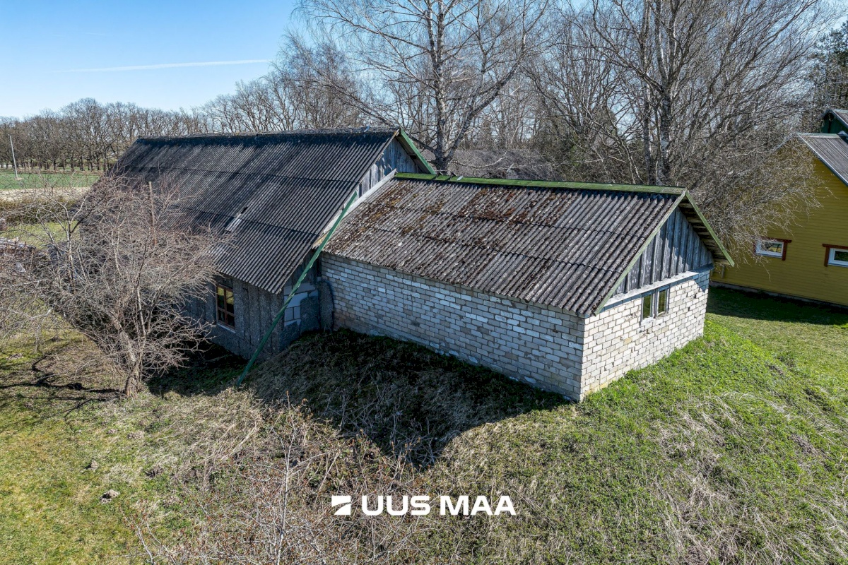 Põhja-Sakala vald, Supsi küla, Maasika