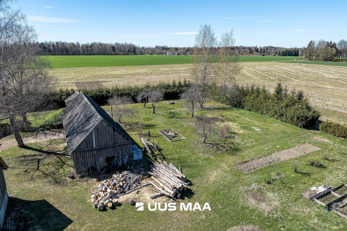 Põhja-Sakala vald, Supsi küla, Maasika