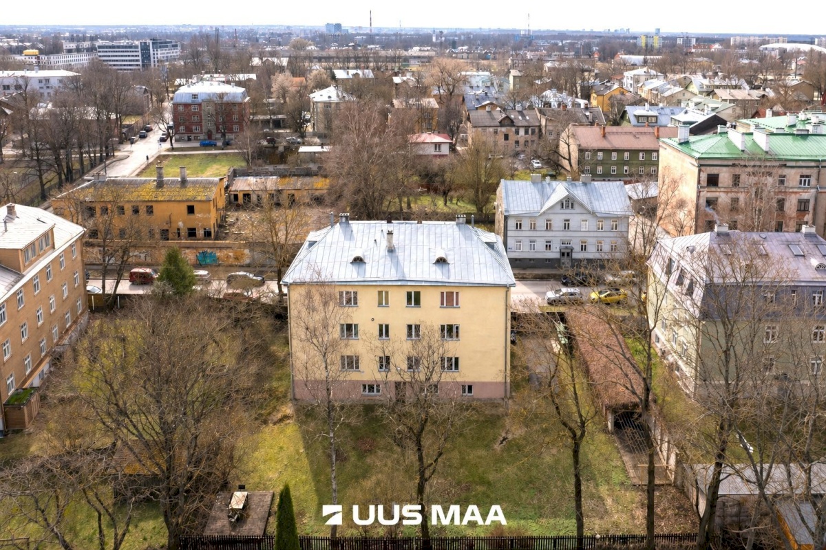 Tallinn, Põhja-Tallinna linnaosa, Kalamaja, Tõllu 10