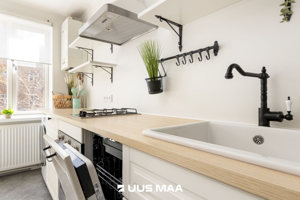 Tallinn, Põhja-Tallinna linnaosa, Kalamaja, Tõllu 10