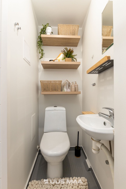 Tallinn, Põhja-Tallinna linnaosa, Kalamaja, Tõllu 10