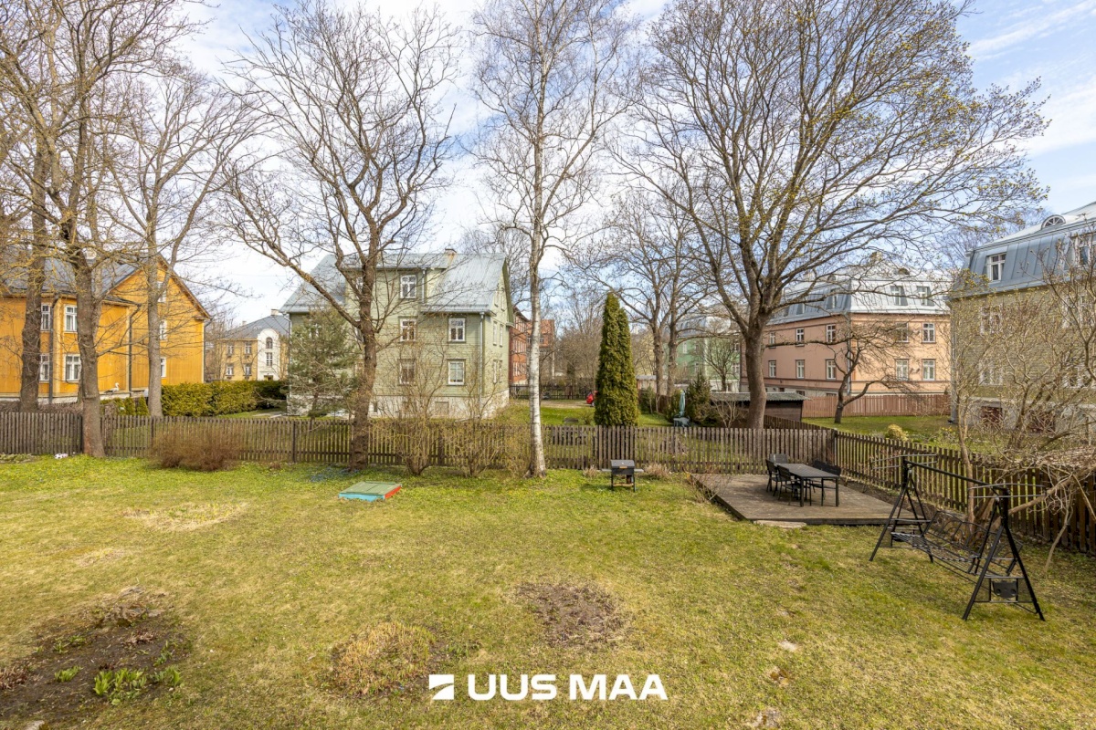 Tallinn, Põhja-Tallinna linnaosa, Kalamaja, Tõllu 10