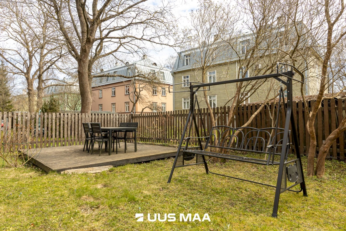 Tallinn, Põhja-Tallinna linnaosa, Kalamaja, Tõllu 10