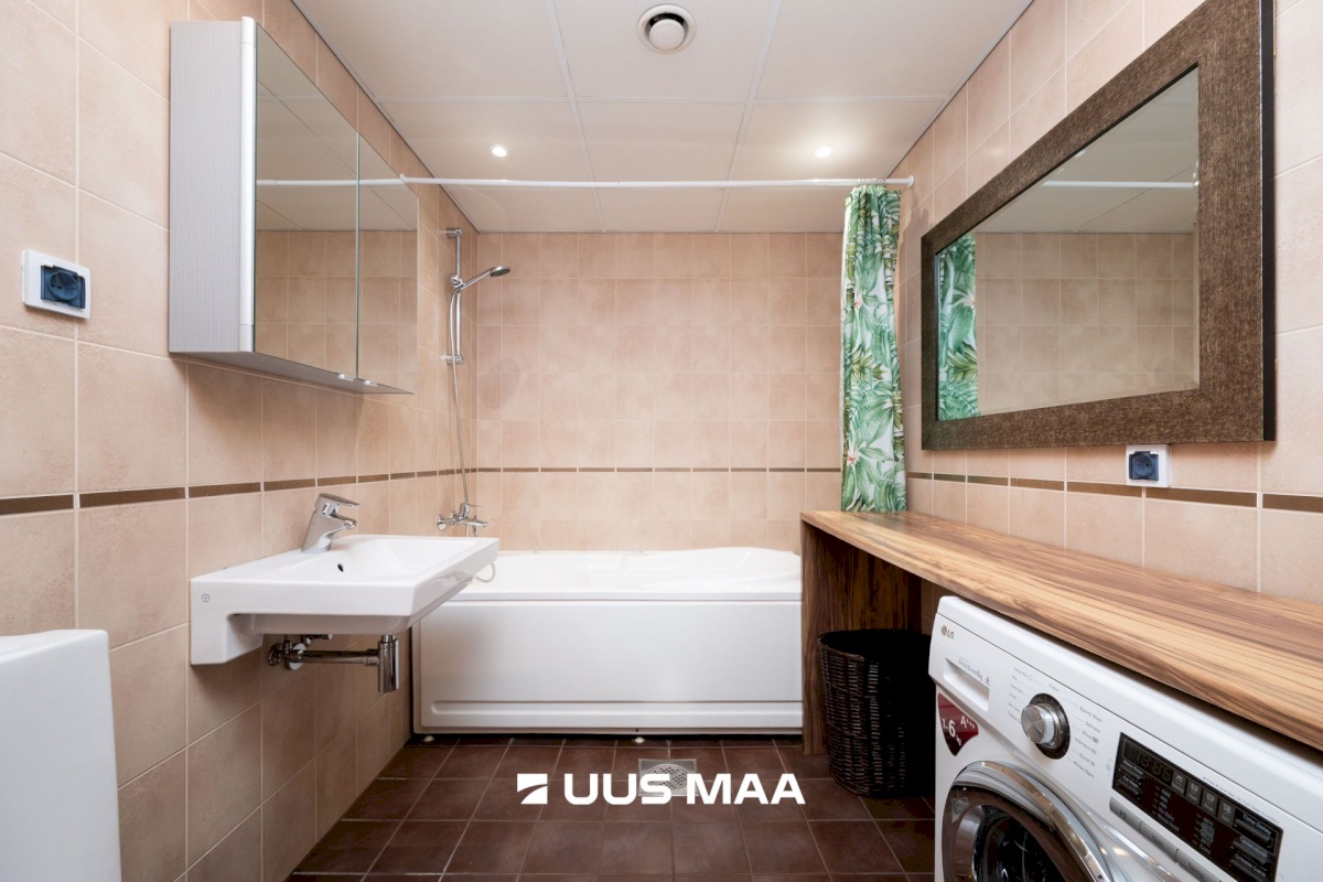 Tallinn, Kesklinna linnaosa, Narva mnt 5