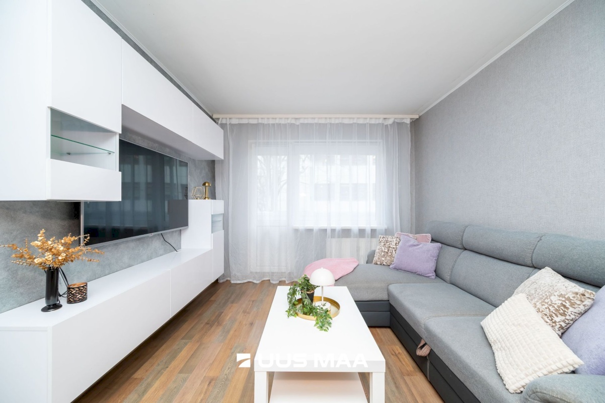 Tallinn, Lasnamäe linnaosa, Sikupilli, Majaka 4