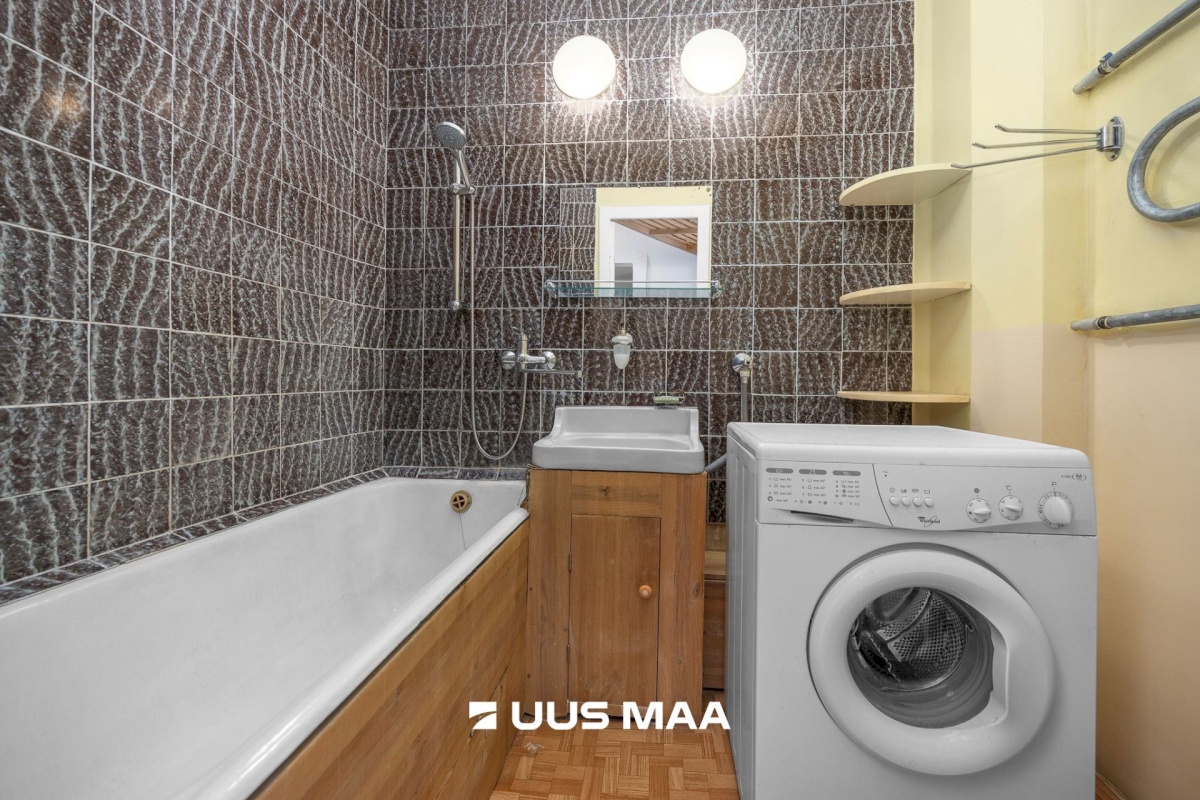 Tallinn, Haabersti linnaosa, Õismäe tee 21