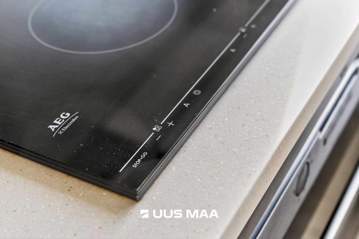 Harku vald, Tabasalu alevik, Kooli 6