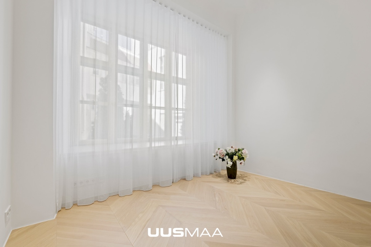 Tallinn, Kesklinna linnaosa, Vanalinn, Suur-Kloostri tn 1