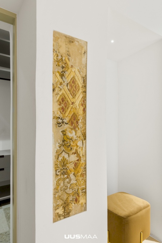 Tallinn, Kesklinna linnaosa, Vanalinn, Suur-Kloostri tn 1