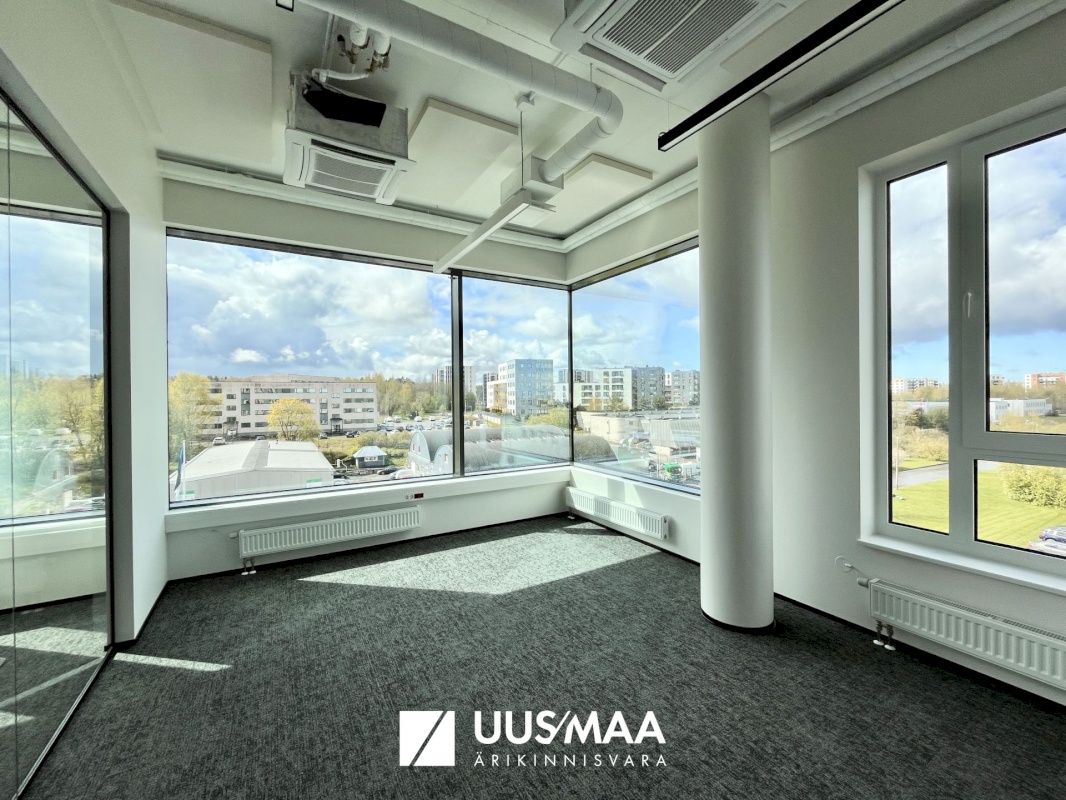 Tallinn, Mustamäe linnaosa, Mäealuse 2/4