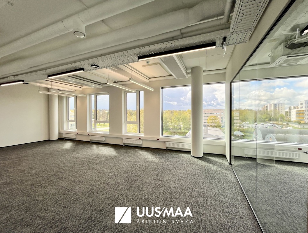 Tallinn, Mustamäe linnaosa, Mäealuse 2/4