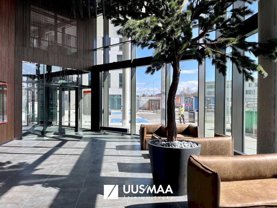 Tallinn, Mustamäe linnaosa, Mäealuse 2/4