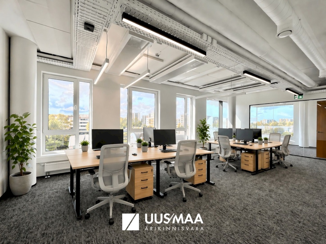 Tallinn, Mustamäe linnaosa, Mäealuse 2/4