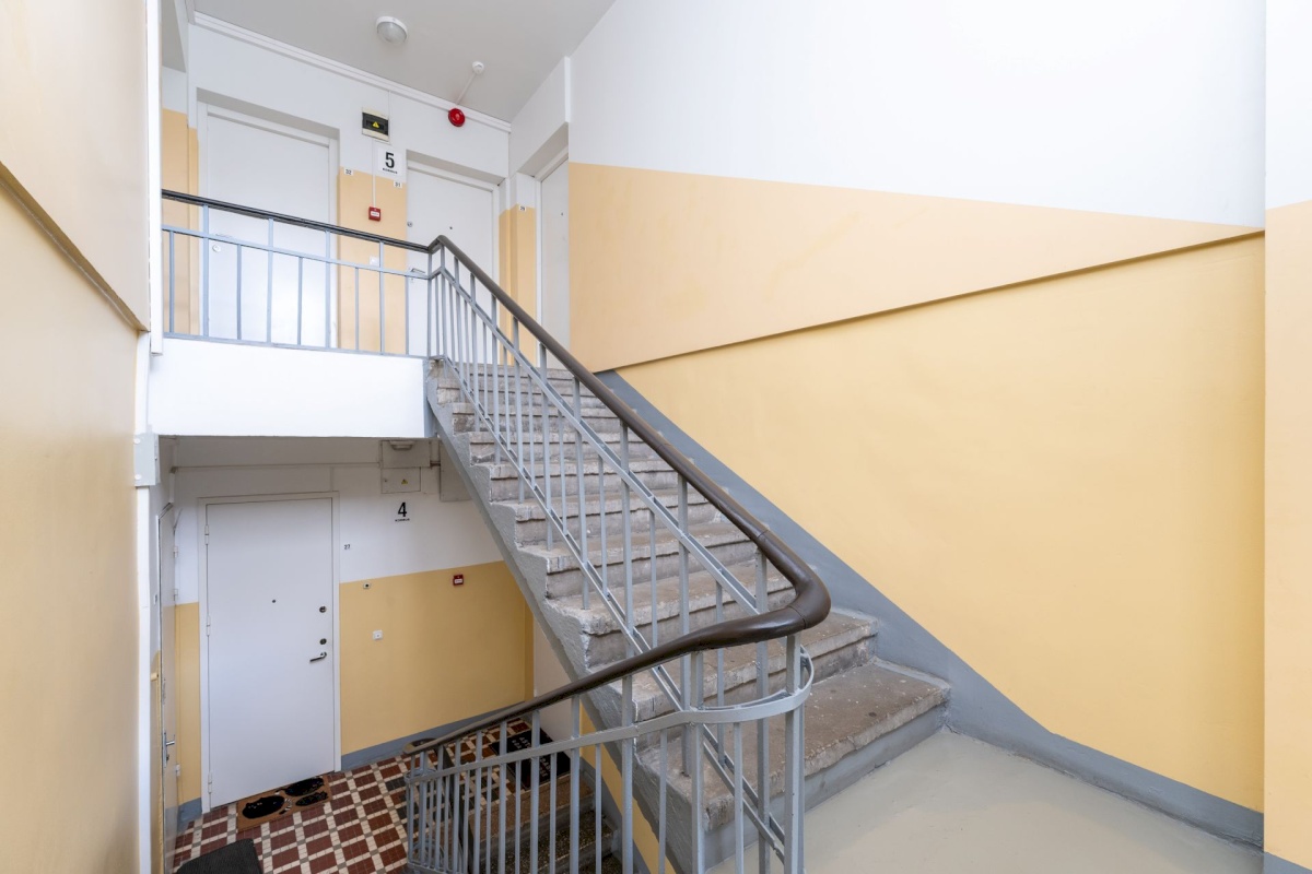 Tallinn, Lasnamäe linnaosa, Peterburi tee 4