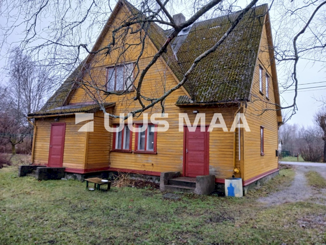 Tori vald, Sindi linn, Karja 18