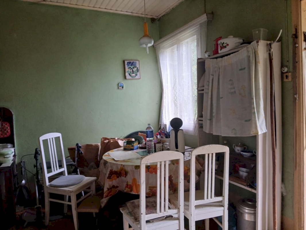 Tori vald, Sindi linn, Karja 18