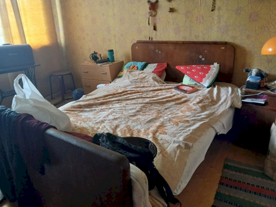 Tori vald, Sindi linn, Karja 18