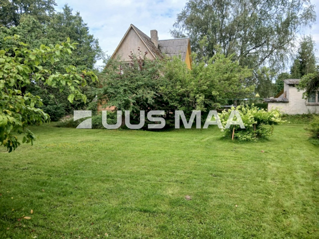 Tori vald, Sindi linn, Karja 18