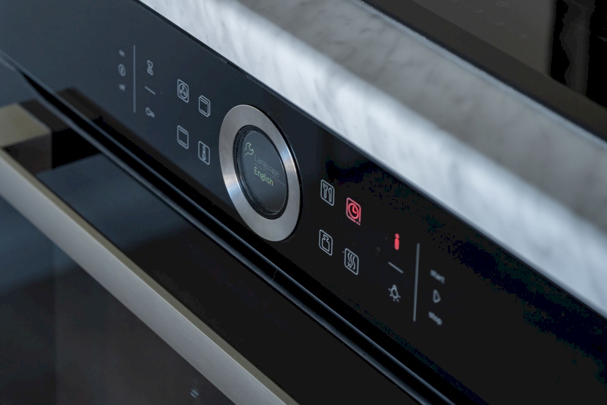 Tallinn, Nõmme linnaosa, Hallikivi//Laane 8//12