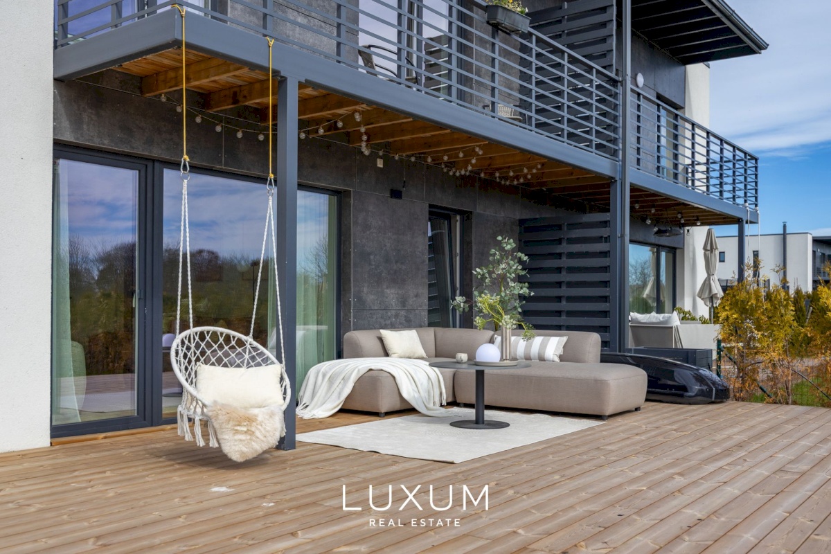 Viimsi vald, Lubja küla, Vikerkaare tee 8