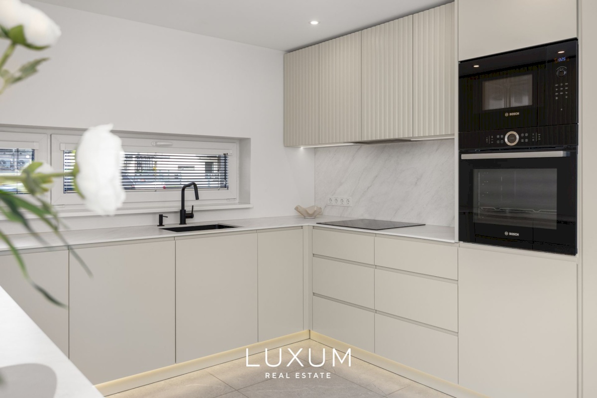 Viimsi vald, Lubja küla, Vikerkaare tee 8