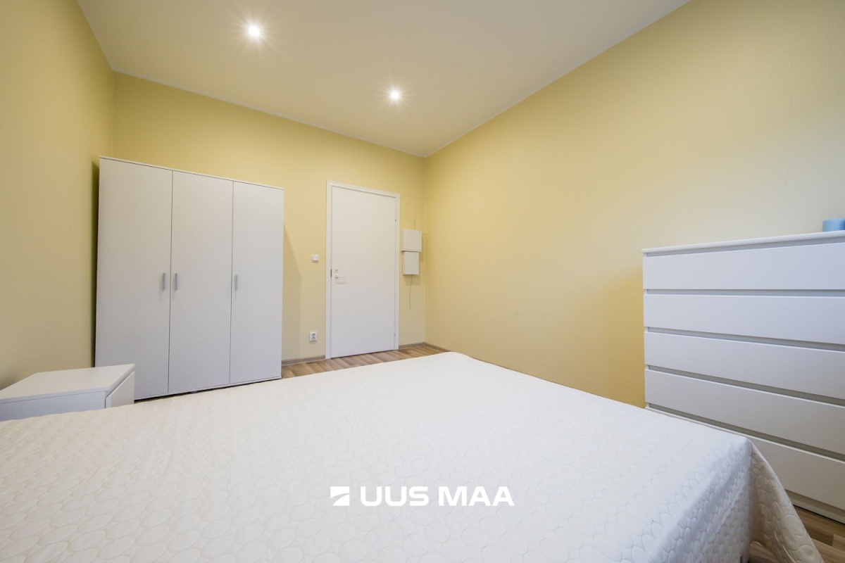 Tallinn, Kesklinna linnaosa, Narva mnt 6