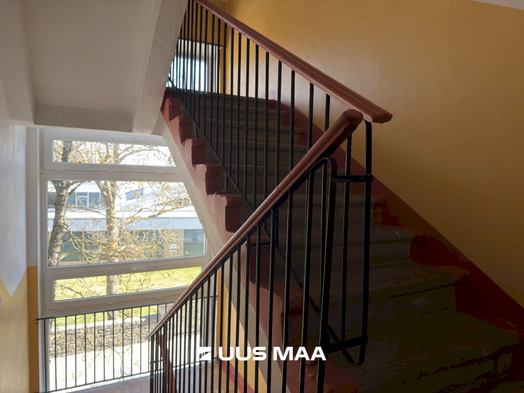 Saaremaa vald, Kuressaare linn, Tolli 5