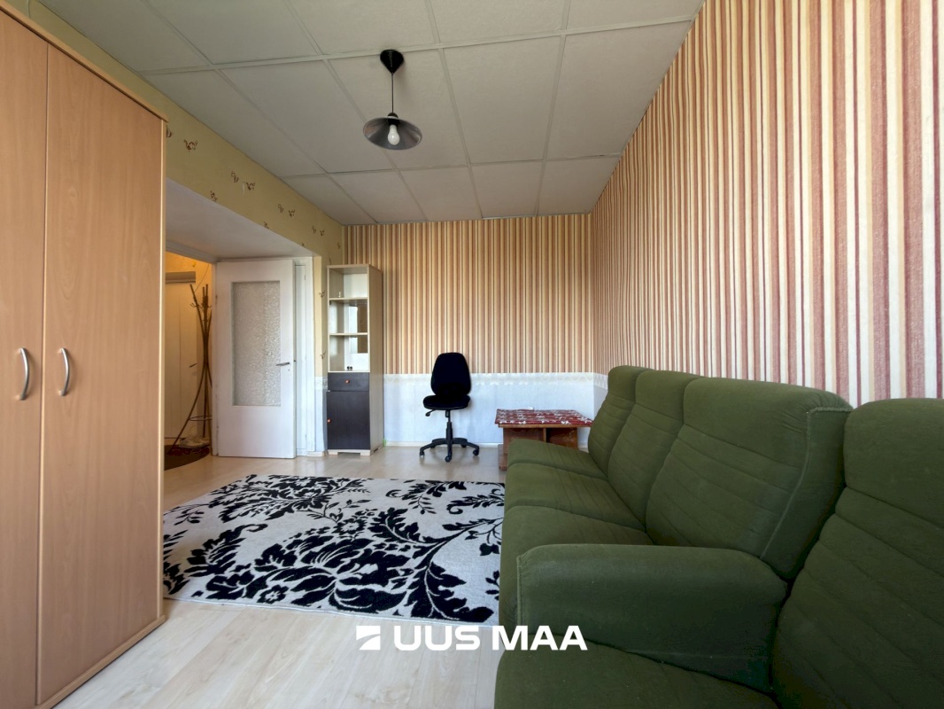 Saaremaa vald, Kuressaare linn, Tolli 5