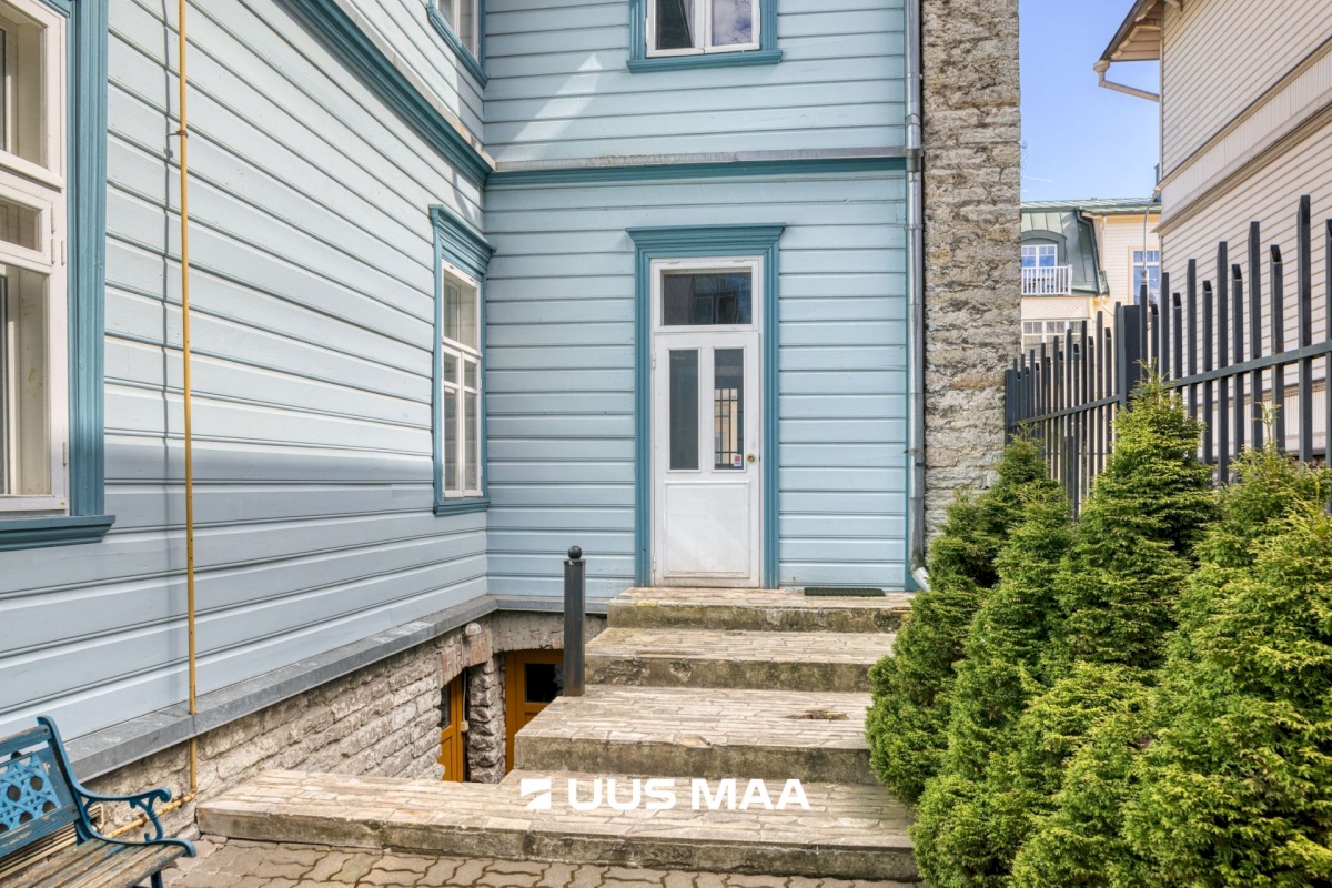 Tallinn, Kesklinna linnaosa, Kadriorg, Poska 51a/1