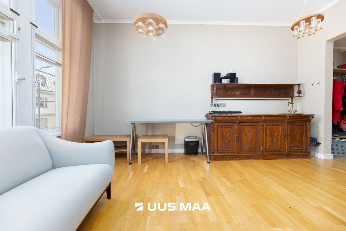 Tallinn, Kesklinna linnaosa, Kadriorg, Poska 51a/1