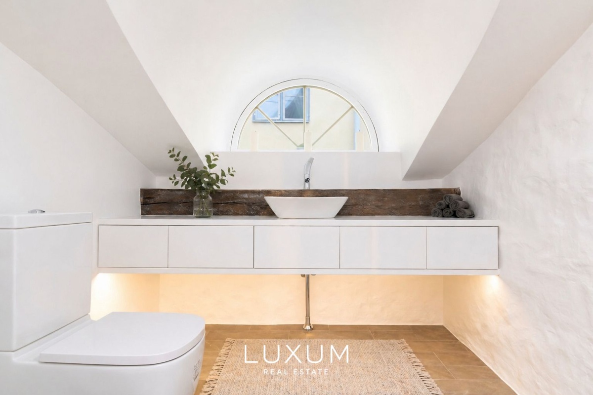 Tallinn, Vanalinn, Pikk 57