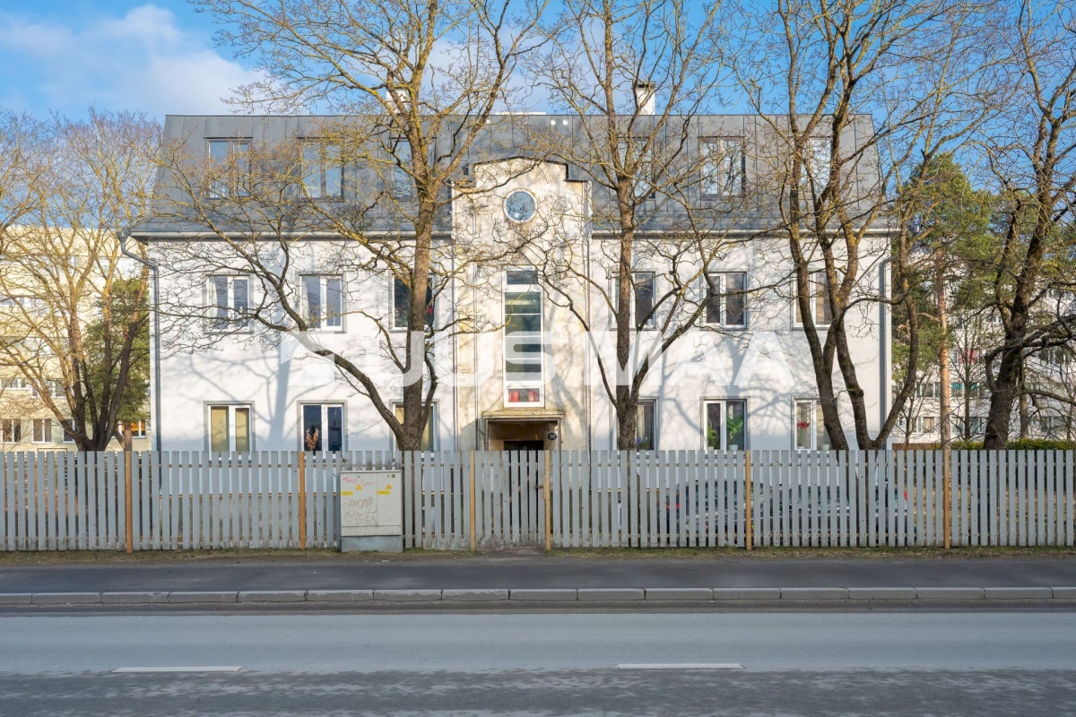 Tallinn, Nõmme linnaosa, Männiku, Männiku tee 111