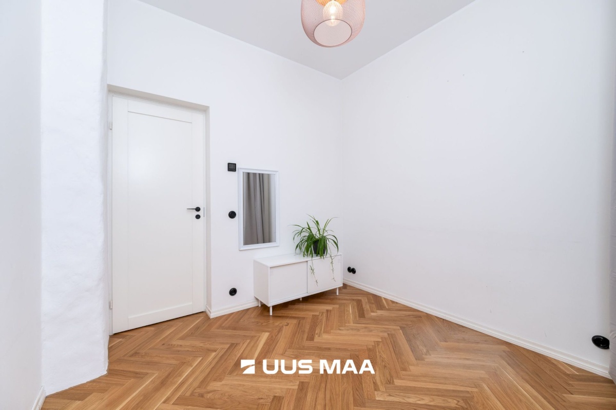 Tallinn, Kesklinna linnaosa, Sibulaküla, Kaupmehe 8