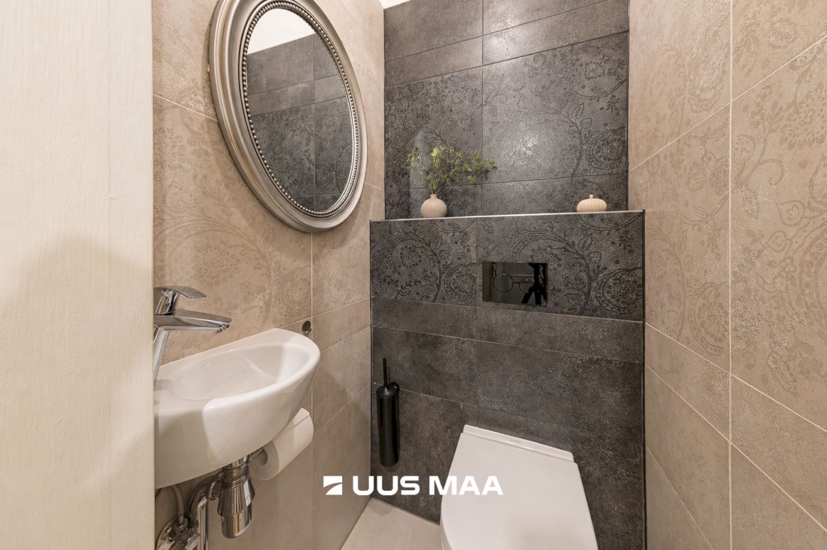 Tallinn, Kesklinna linnaosa, Kadriorg, F.R. Faehlmanni tn 41