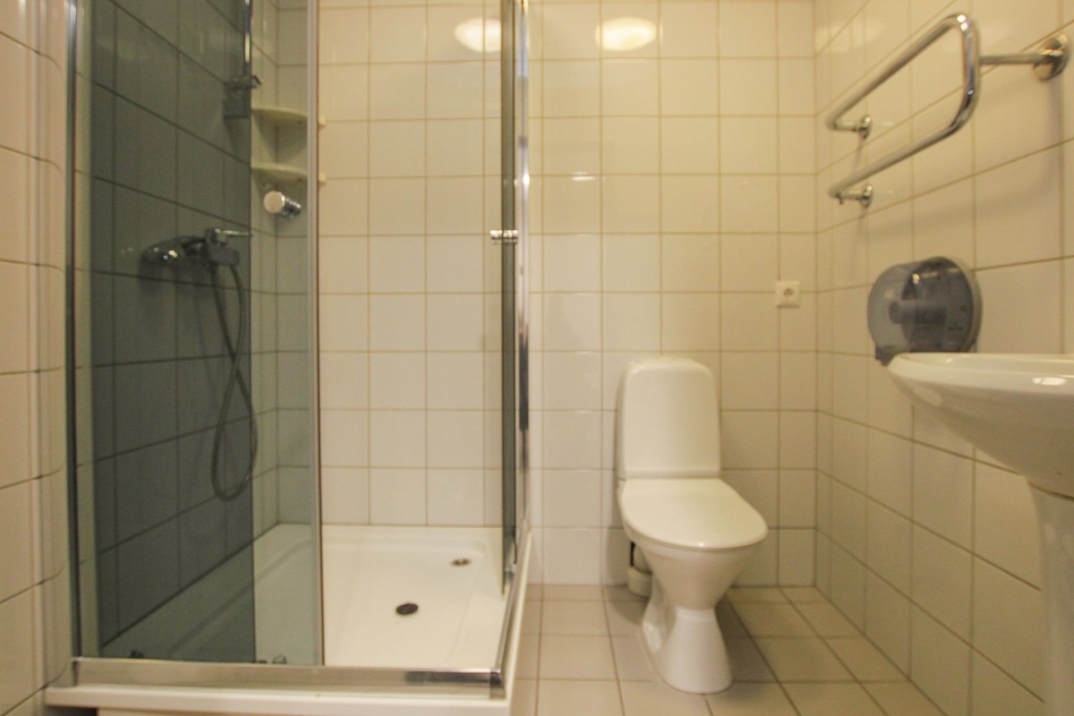 Pärnu linn, Pärnu linn, Kesklinn, Hommiku 1