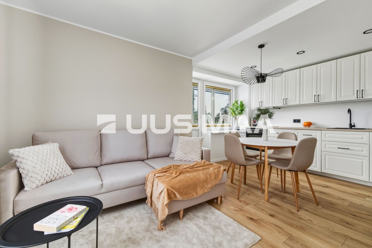 Tallinn, Nõmme linnaosa, Pääsküla, Vabaduse pst 209