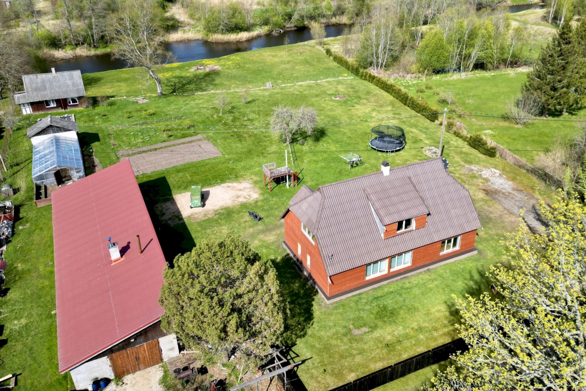 Saarde vald, Rabaküla