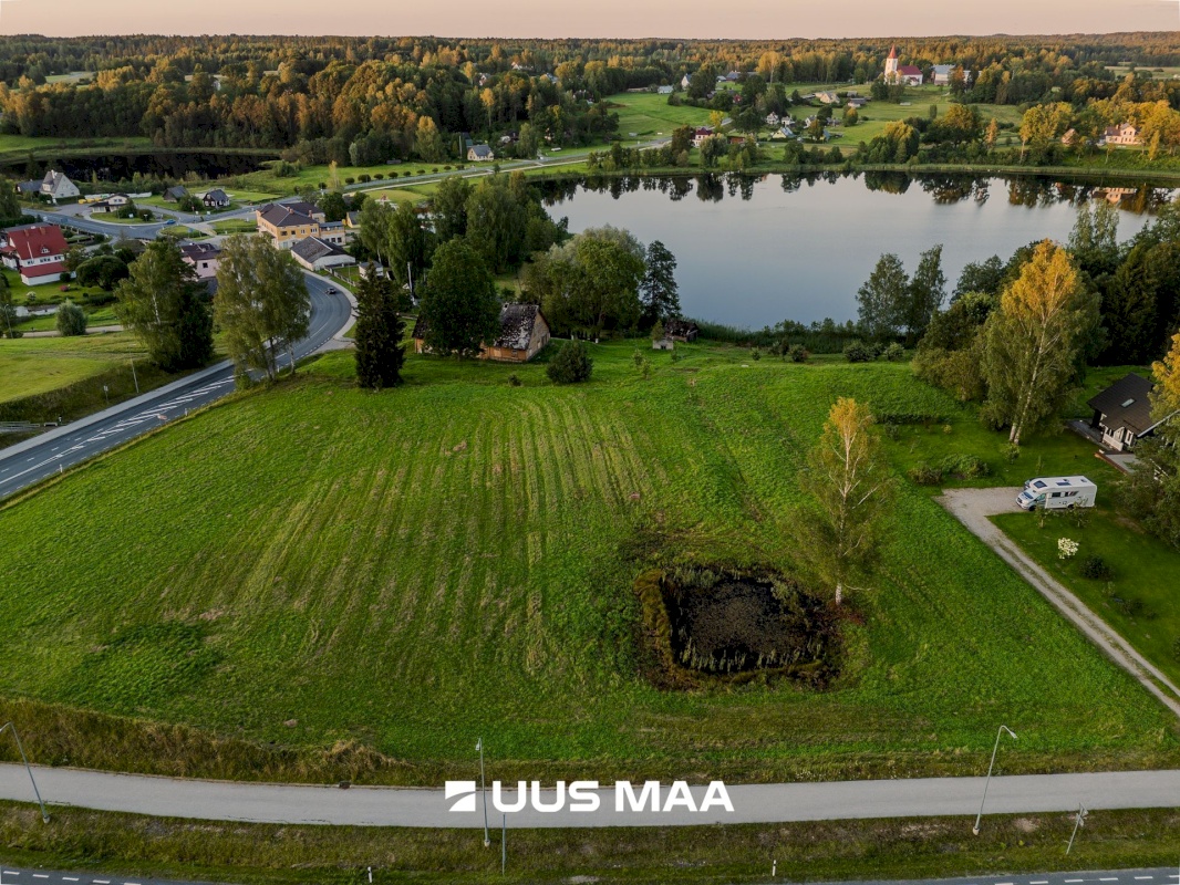 Rõuge vald, Rõuge alevik, Järvekalda 1 4 6 ja 8