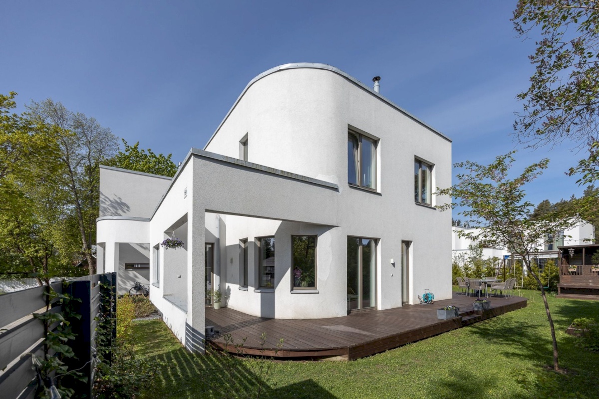 Tallinn, Nõmme linnaosa, Pääsküla, Vabaduse pst 150
